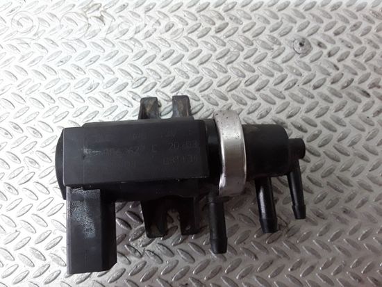 Volkswagen Phaeton Turbo solenoid valve 1J0906627C
