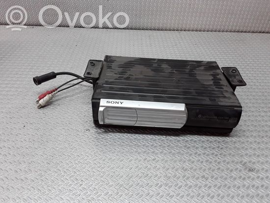 Volkswagen Golf III CD/DVD changer CDXT69