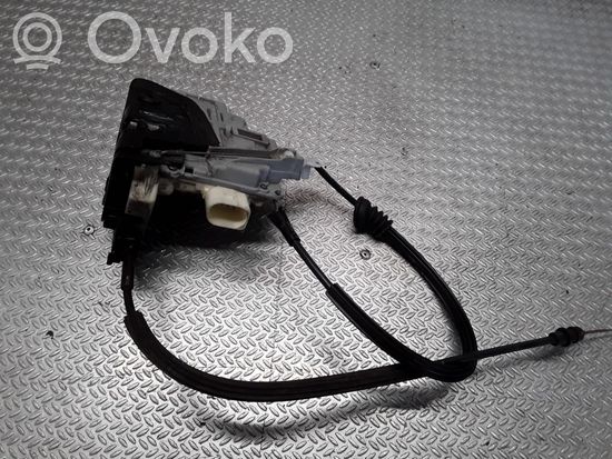 Volkswagen PASSAT B6 Rear door lock 3C4839015A