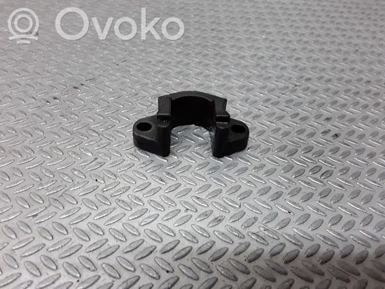 BMW 3 E46 Fuel Injector clamp holder