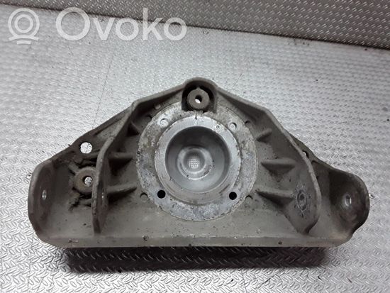 Audi Q7 4L Coil spring mount