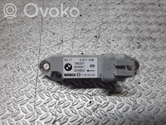 BMW 3 E46 Airbag deployment crash/impact sensor 6911038 0285002064