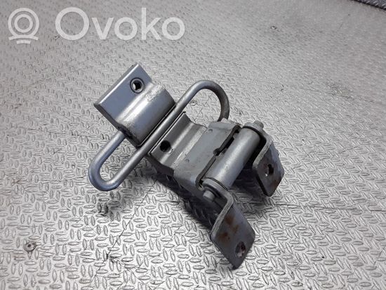 Audi A8 S8 D2 4D Rear door lower hinge 4D0833412