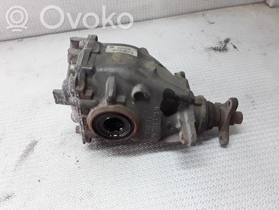 BMW 3 F30 F31 F80 Rear differential 7624780