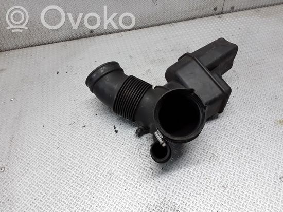BMW 5 E60 E61 Air intake duct part 752103503