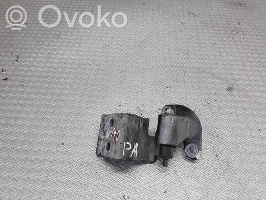 Mercedes-Benz Vito Viano W638 Front door lower hinge