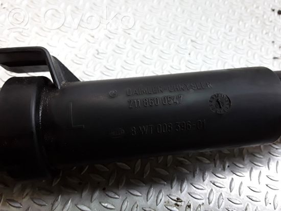 Mercedes-Benz E W211 Headlight washer spray nozzle 2118600547