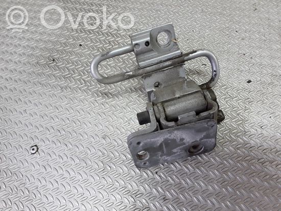 Audi A6 S6 C6 4F Front door lower hinge