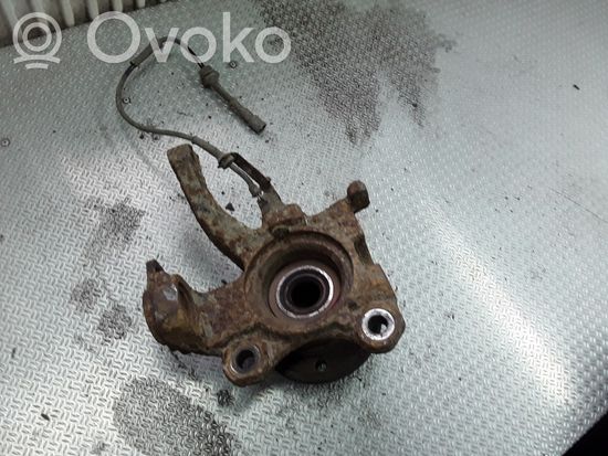 Volkswagen Transporter – Caravelle T4 Front wheel hub spindle knuckle