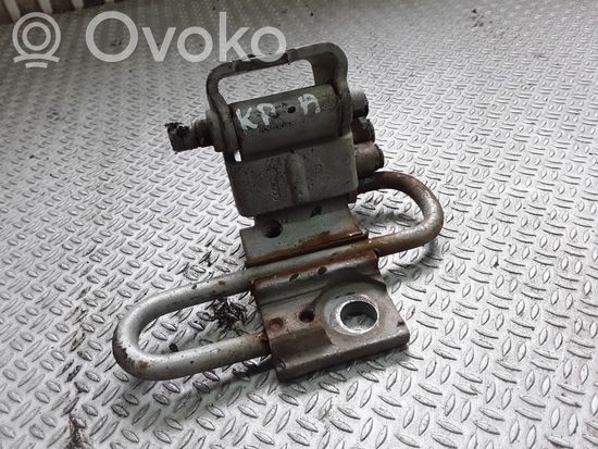 Audi A6 S6 C5 4B Front door lower hinge 4B0831411B
