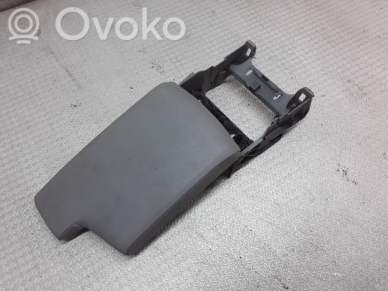 BMW 3 E90 E91 Armrest E116233221