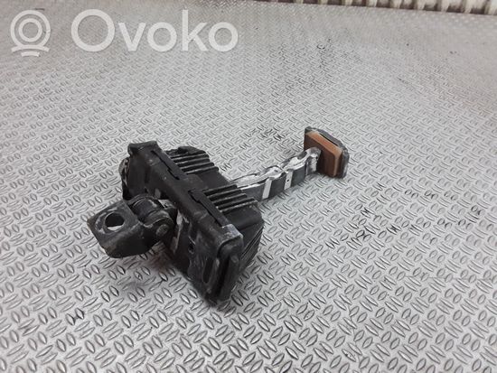 BMW 3 E90 E91 Front door check strap stopper