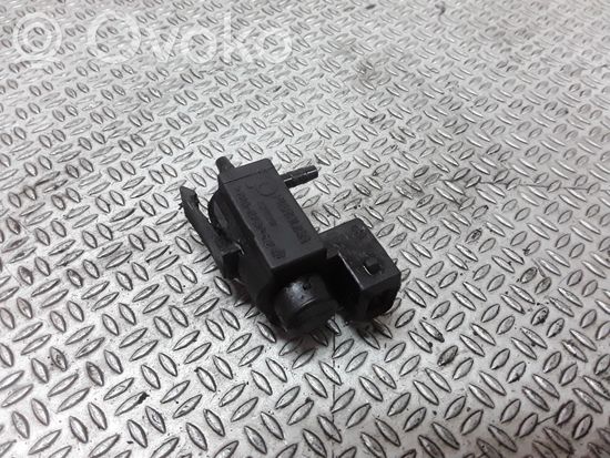 BMW 3 E90 E91 Turbo solenoid valve 1742712