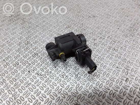 Volkswagen Golf III Turbo solenoid valve 1H0906283
