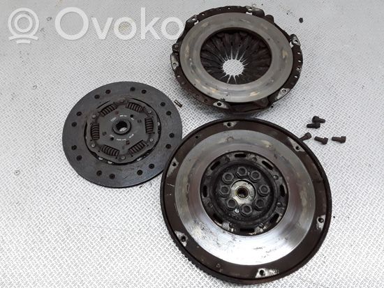 Audi A6 S6 C5 4B Clutch set kit 059141031
