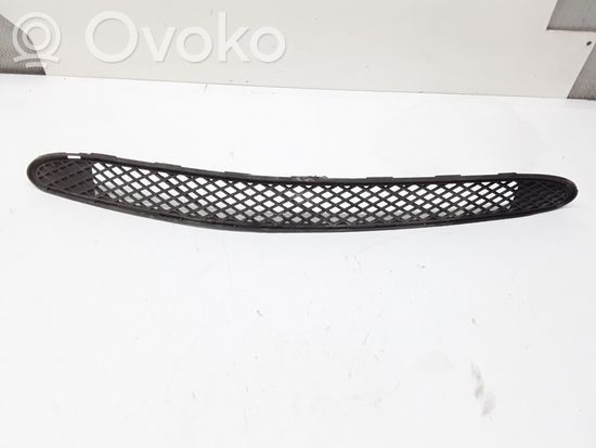 Mercedes-Benz C W203 Front bumper lower grill A2038852623