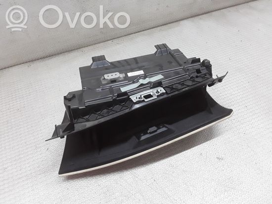 BMW 5 E60 E61 Glove box set 7034080