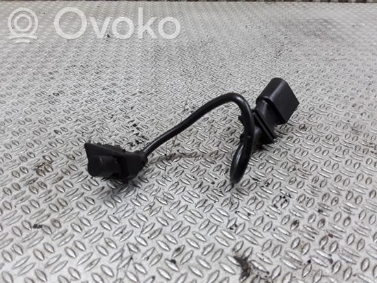 BMW 5 E60 E61 Crankshaft position sensor 0281002477