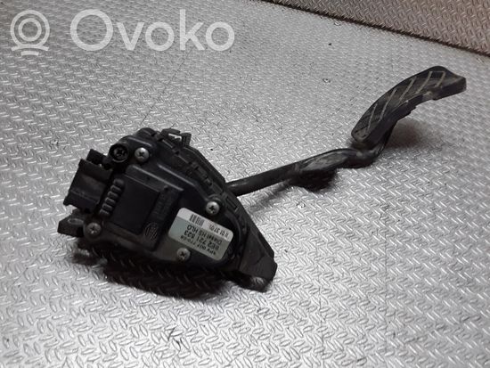 Audi A4 S4 B6 8E 8H Accelerator throttle pedal 8E2721523