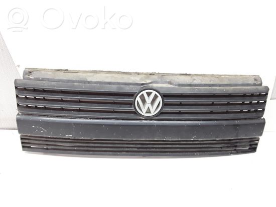 Volkswagen Transporter – Caravelle T4 Front bumper upper radiator grill