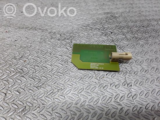 Audi A6 S6 C6 4F Aerial antenna amplifier 4F5035225E