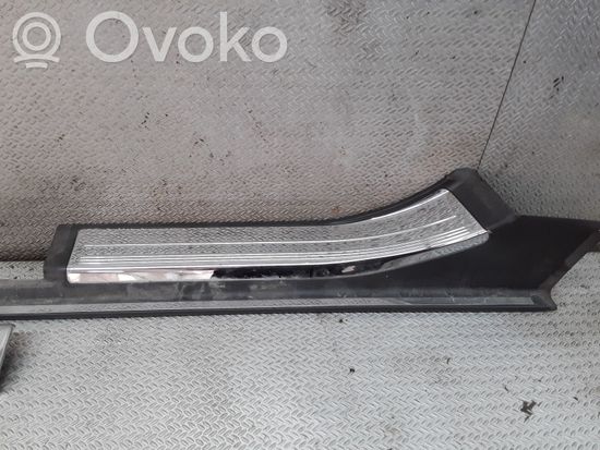 Mercedes-Benz S W220 Front sill trim cover