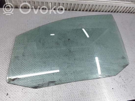 Volkswagen Touran I Front door window glass four-door