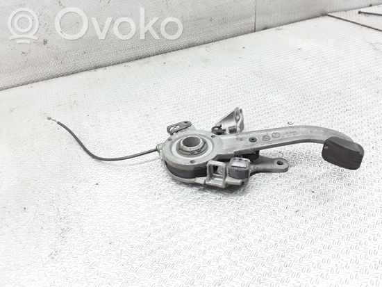 Mercedes-Benz C W203 Handbrake/parking brake lever assembly 2204200312