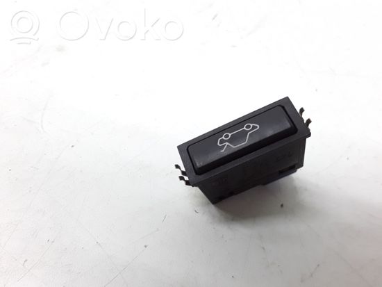 BMW X5 E53 Tailgate opening switch 61318365579