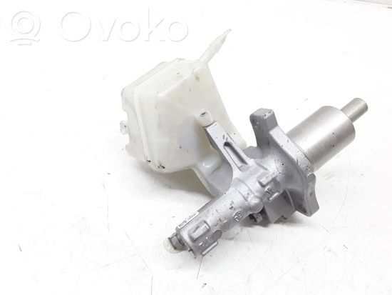 Mercedes-Benz C W204 Master brake cylinder