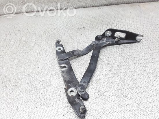 Audi A4 S4 B6 8E 8H Tailgate/trunk/boot hinge 8E5827302G