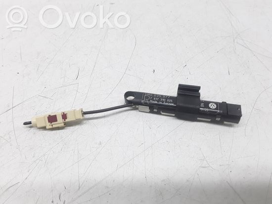 Volkswagen Golf Plus Aerial antenna amplifier 5M0035577