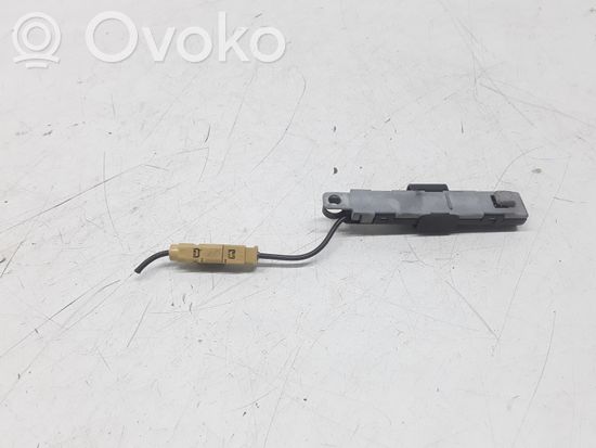 Volkswagen Golf Plus Aerial antenna amplifier 5M0035577