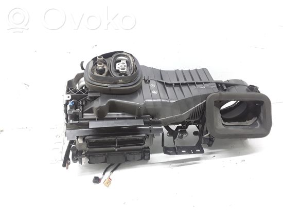 Volkswagen Golf Plus Interior heater climate box assembly 5M1820003