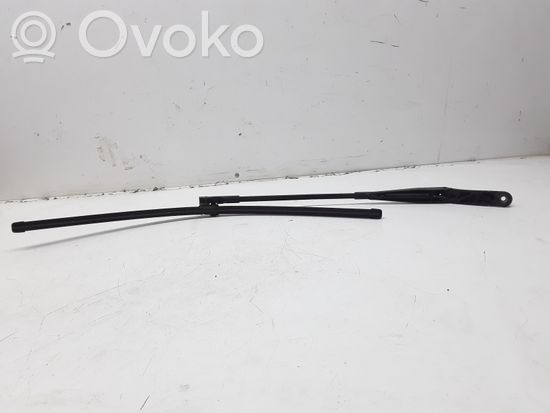 Volkswagen Golf Plus Front wiper blade arm 5M0955409A