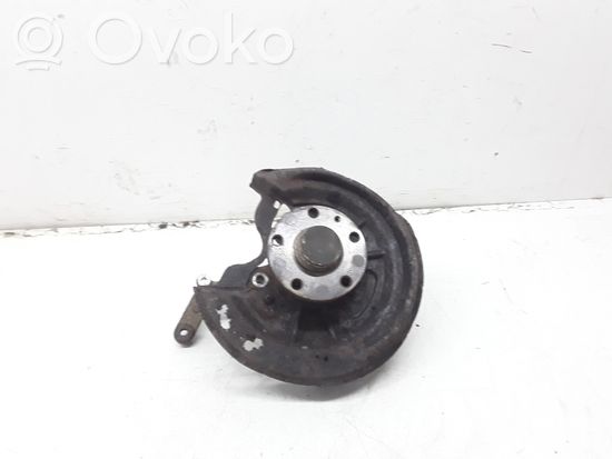 Volkswagen Jetta V Rear wheel hub spindle/knuckle