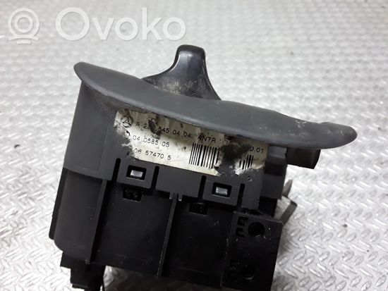 Mercedes-Benz C W203 Light switch 04058505