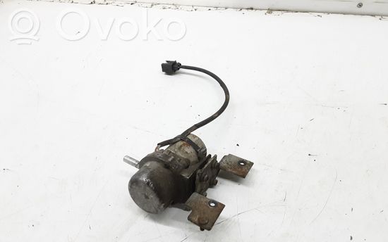 Mercedes-Benz ML W163 Vacuum pump A1634300032