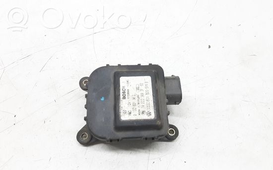 Volkswagen PASSAT B5.5 Air flap motor/actuator 8D1820511B