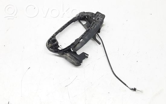 BMW 7 E65 E66 Front door exterior handle/bracket 70137021