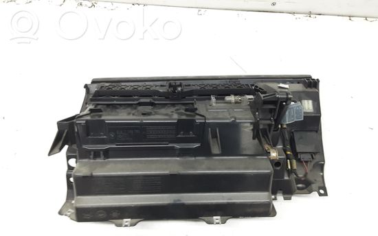 BMW 7 E65 E66 Glove box 51167027427 51167029753