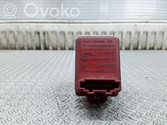Audi A3 S3 8L Heater blower motor/fan resistor 1J0907521 5DS00646701