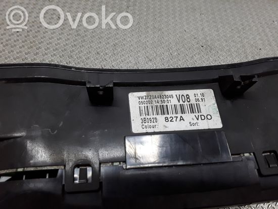 Volkswagen PASSAT B5.5 Speedometer (instrument cluster) 3B0920827A