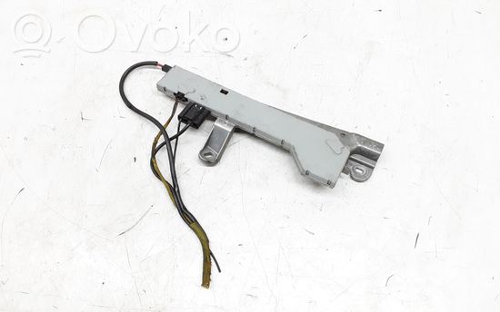 Mercedes-Benz E W211 Aerial antenna amplifier A2118204189