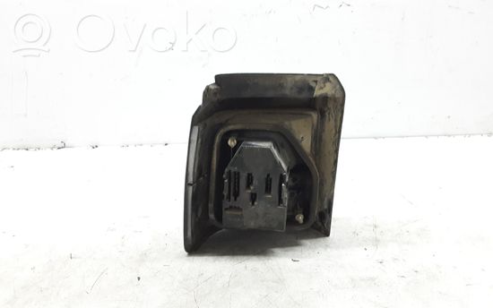 Volkswagen PASSAT B3 Rear/tail lights 333945112