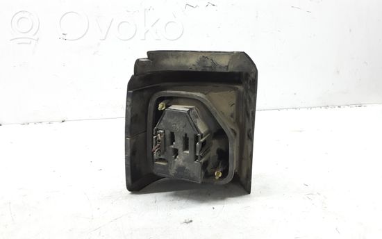 Volkswagen PASSAT B3 Rear/tail lights 333945257