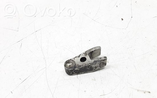 Mercedes-Benz Sprinter W901 W902 W903 W904 Fuel Injector clamp holder