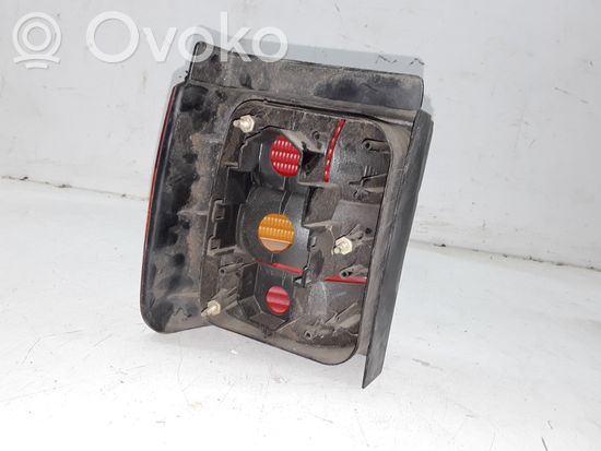 Volkswagen PASSAT B4 Rear/tail lights 3A9945112