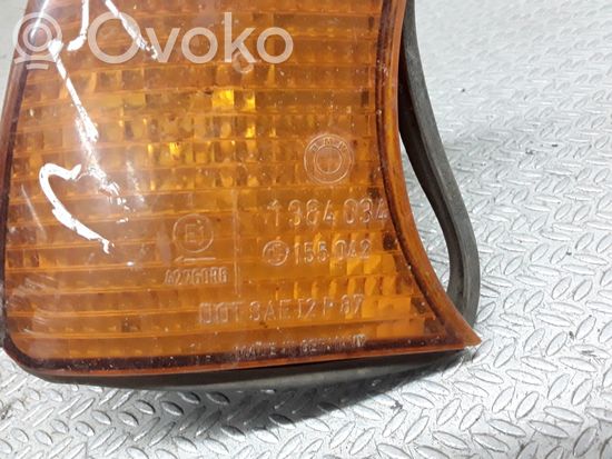 BMW 5 E34 Front indicator light 1384034