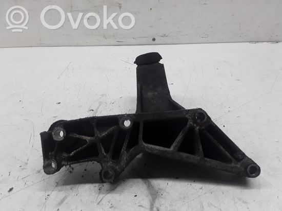 BMW 3 E46 Engine mounting bracket 6753225